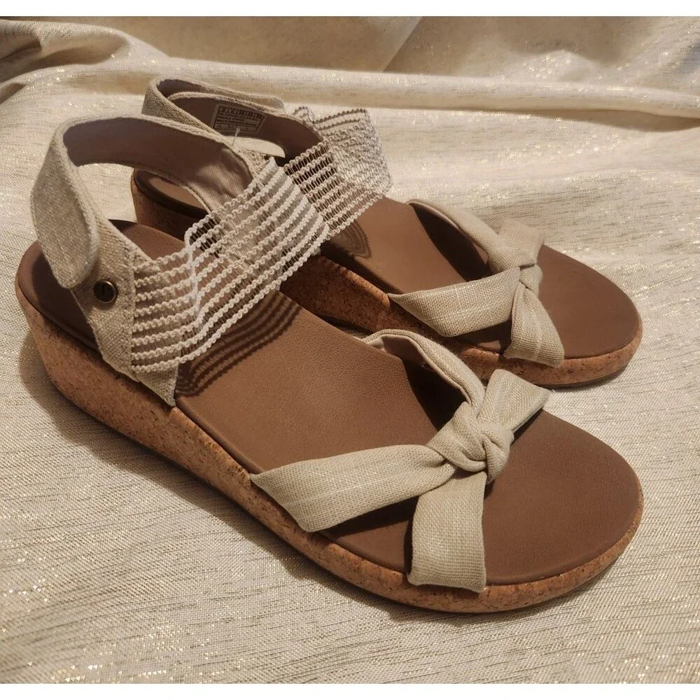 Skechers Women's Arch Fit Beverlee Juliet Wedge Sandals Natural Size 9